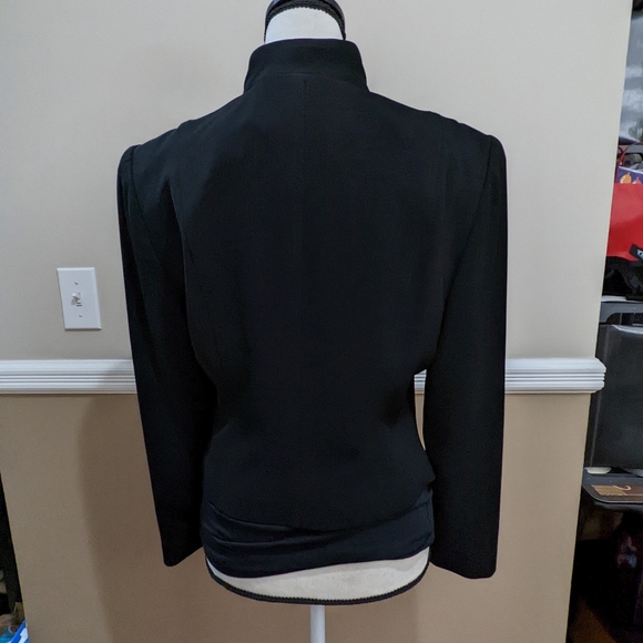 Dana Buckman petites. Size 8 black Blazer. Quilt collar detail - Picture 4 of 7